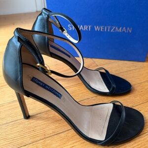 Stuart Weitzman black sandals size 9. Nudistso leather